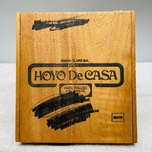 VGVUC Vintage ~1960's HOYO DeCASA Cigar Box, 6 3/4" L x 7 1/4" W x 1 3/8" T